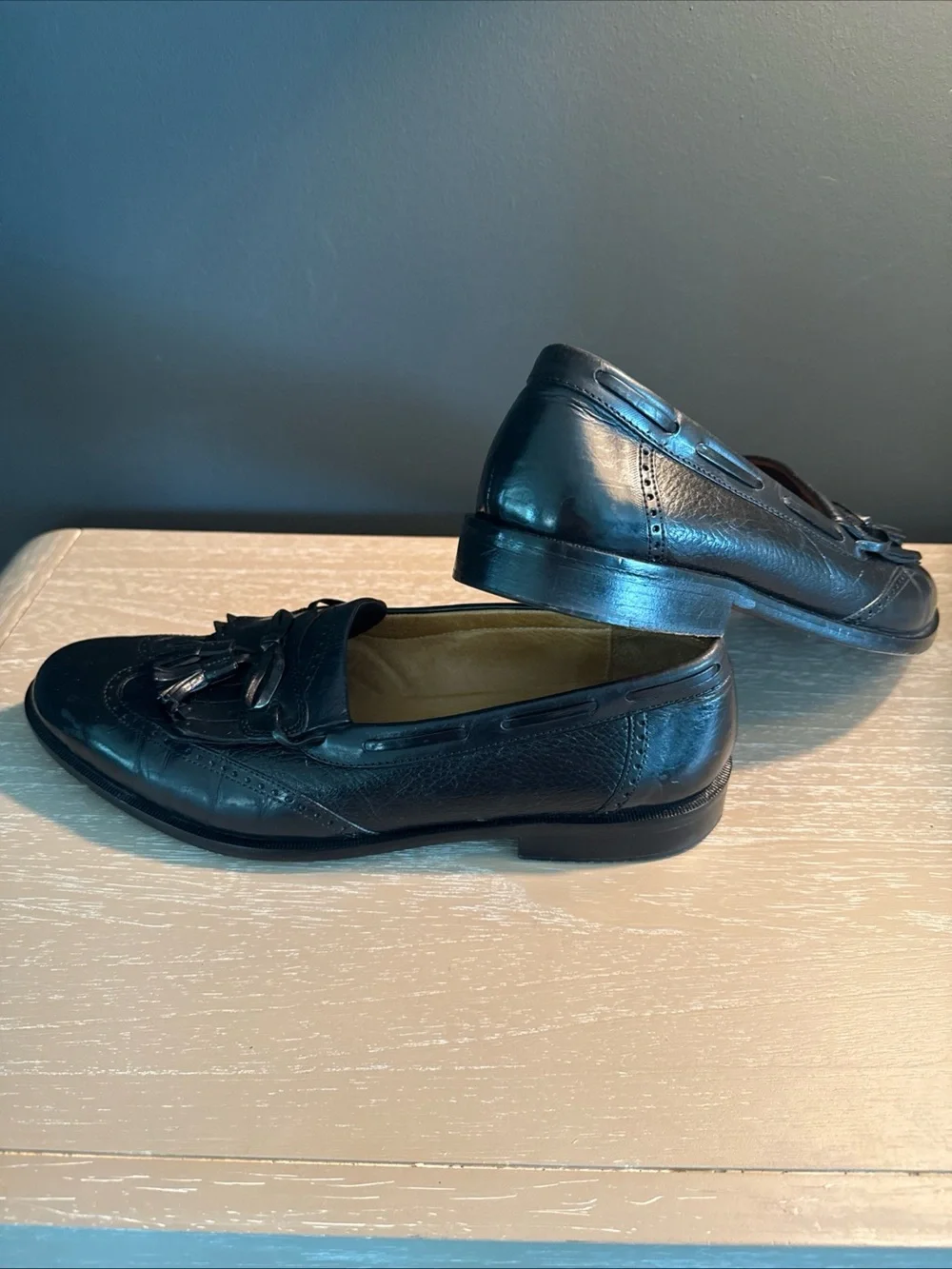 Johnston & Murphy Cellini Black Leather Tassel Loafer Shoes Men's 10 M Wingtip